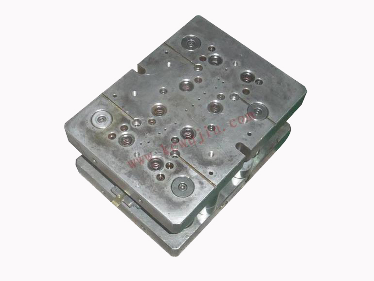 ����ѹģ��kc105